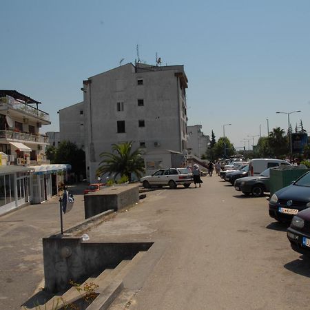 Guest House Evropa Ulcinj Pokoj fotografie
