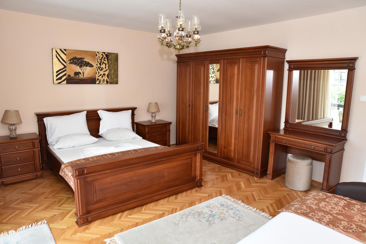 Guest House Evropa Ulcinj Exteriér fotografie