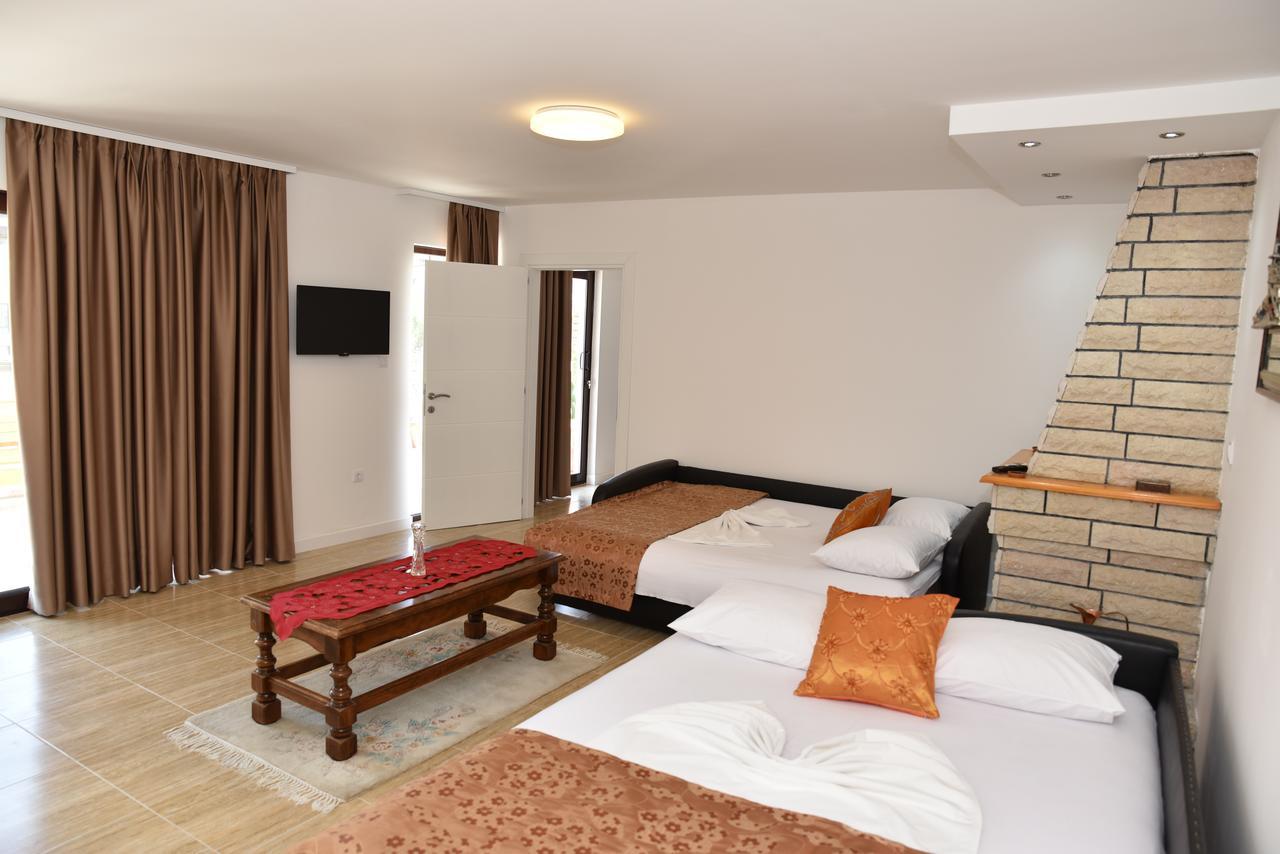 Guest House Evropa Ulcinj Exteriér fotografie